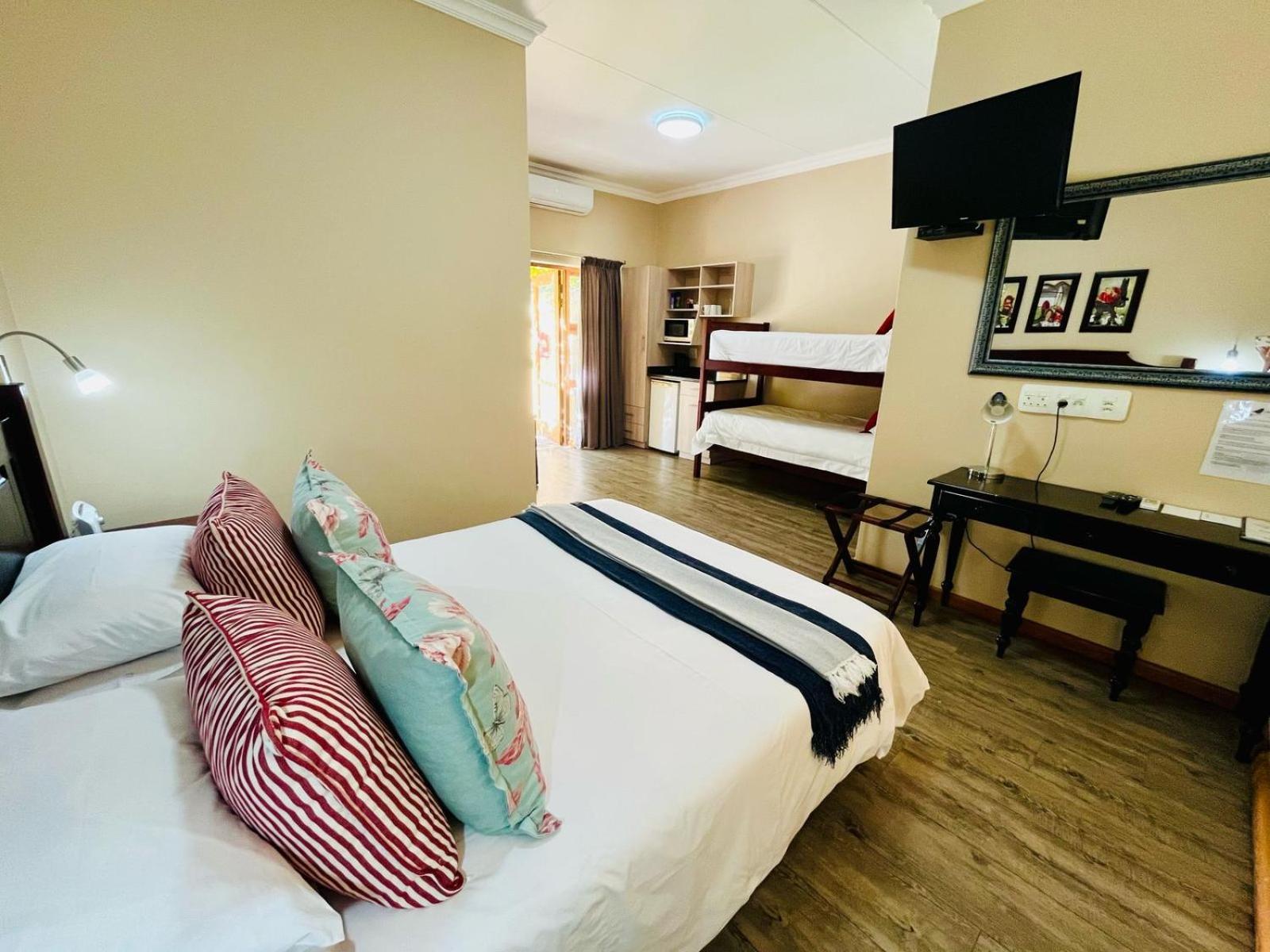 17 On Bird Guest House Бофорт Уест Екстериор снимка